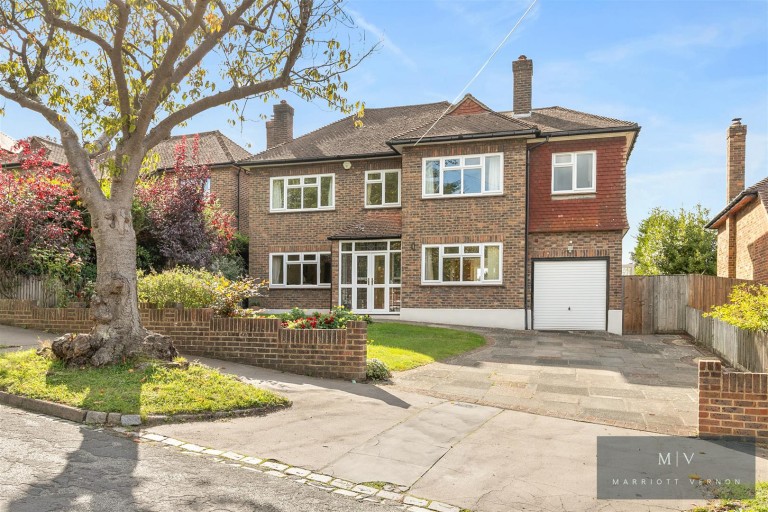 Manor Gardens, South Croydon