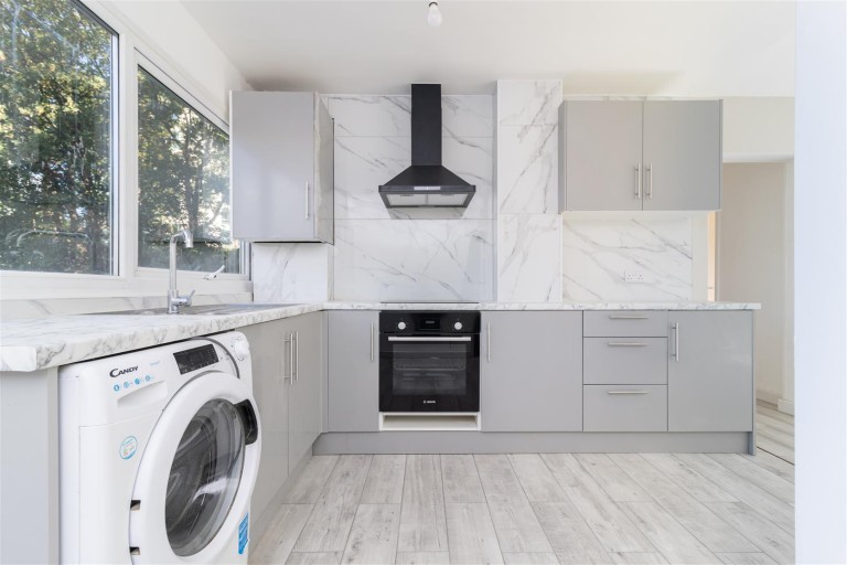 Ashley Lane, Croydon