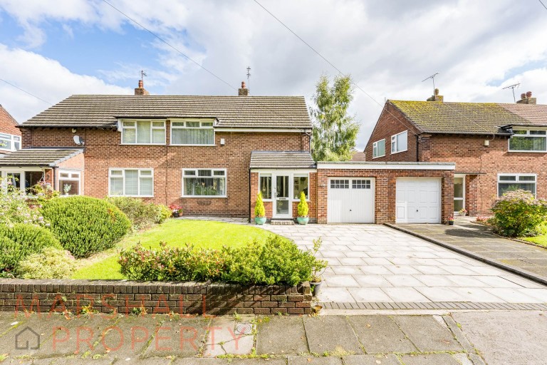 Hillfoot Road, Hunt`s Cross, L25