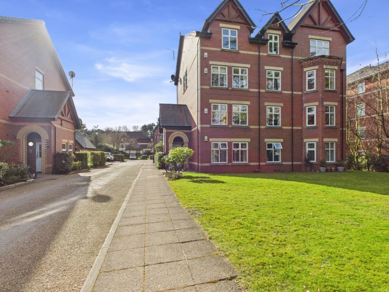 Park Avenue, Mossley Hill