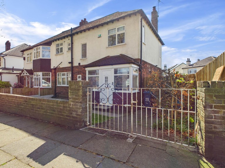 Darby Road, Grassendale, L19
