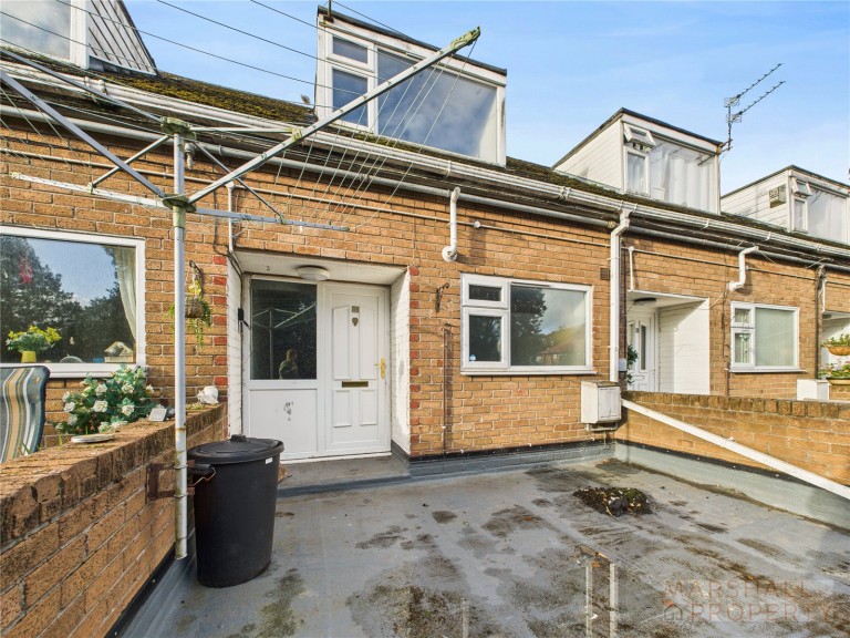 Tree View Court, Maghull