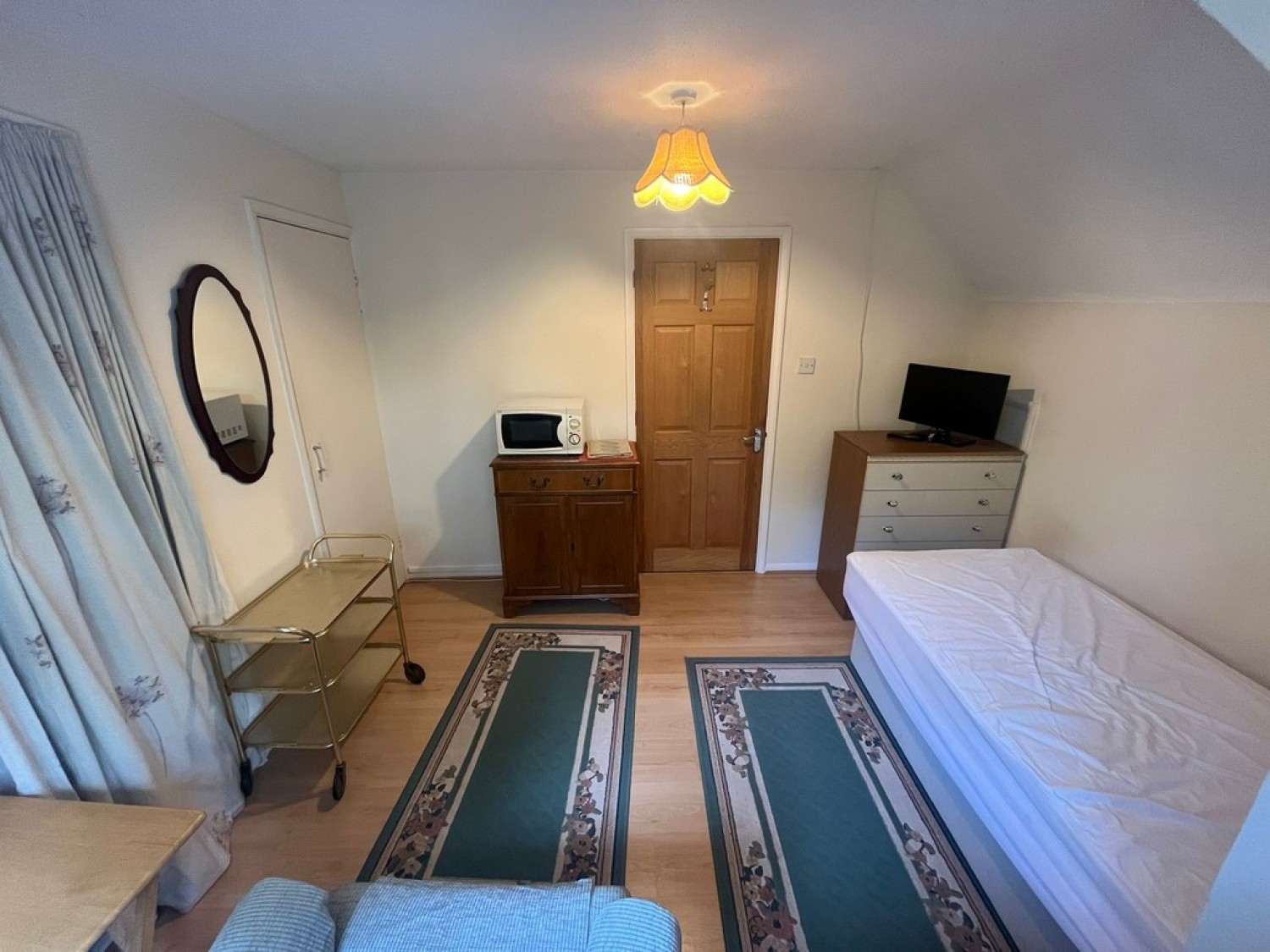 Brackendale Close, Camberley