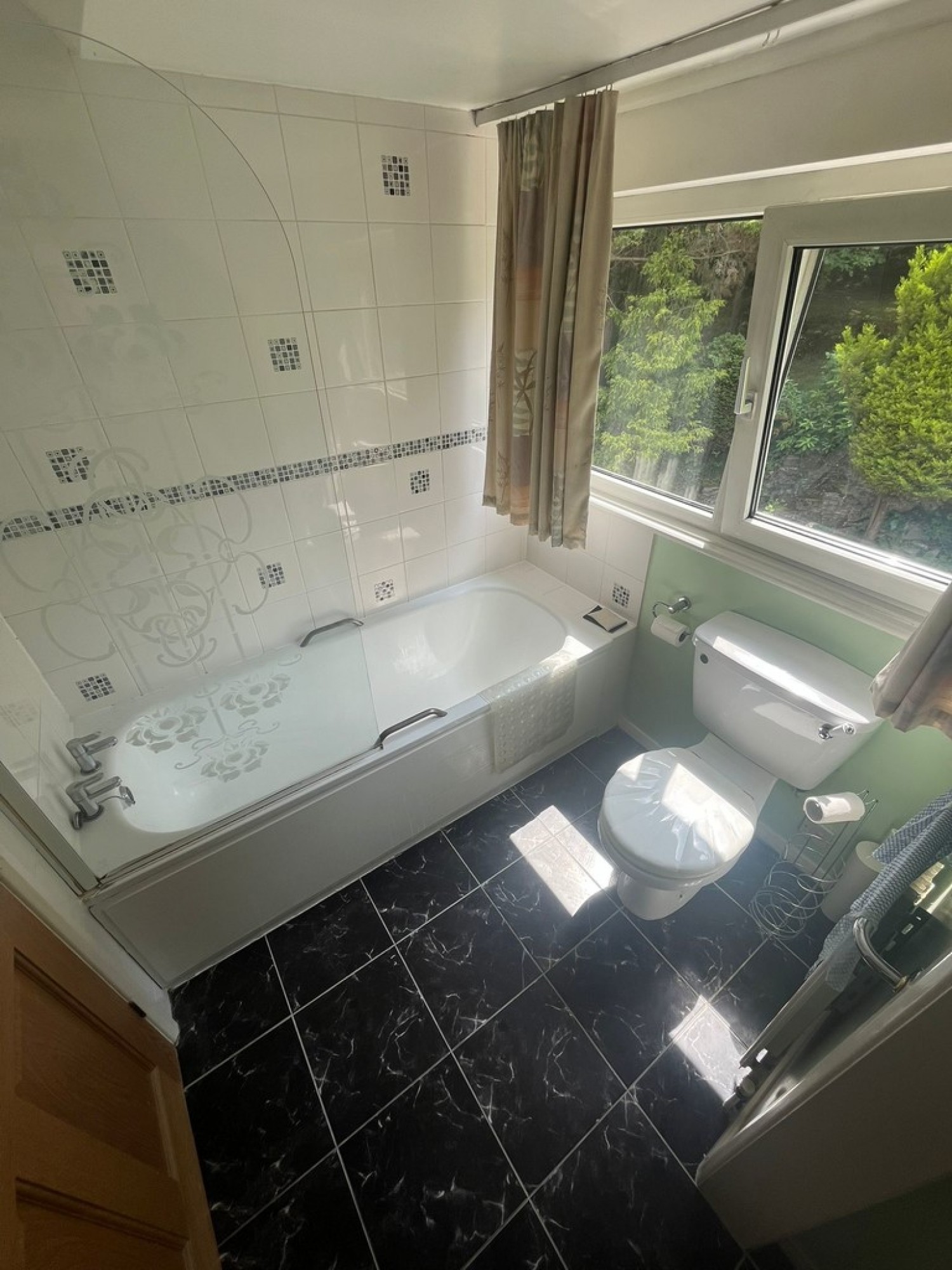 Brackendale Close, Camberley