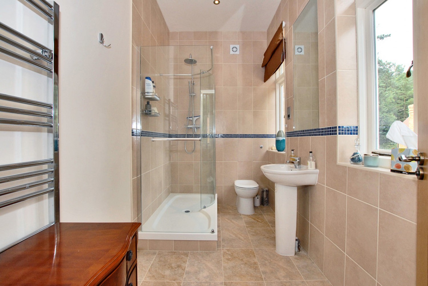 5 bedroom House for Letting St. Catherines Road, Frimley