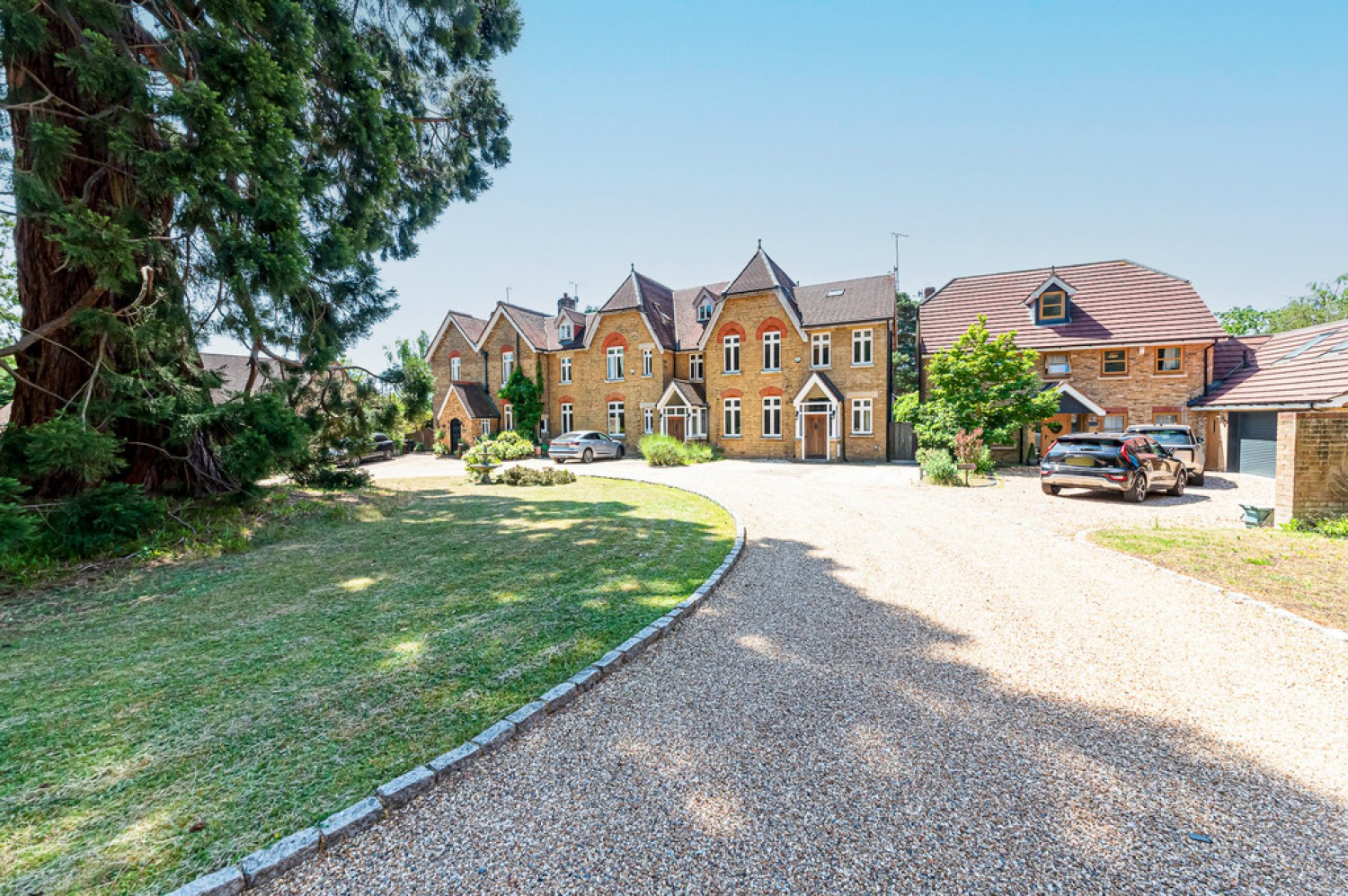 5 bedroom House for Letting St. Catherines Road, Frimley