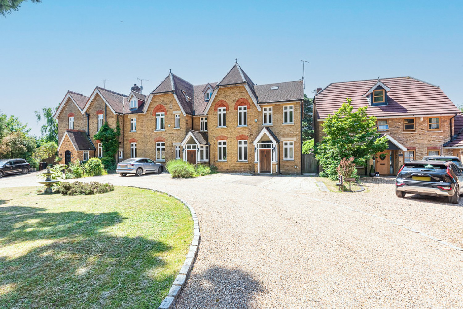 5 bedroom House for Letting St. Catherines Road, Frimley