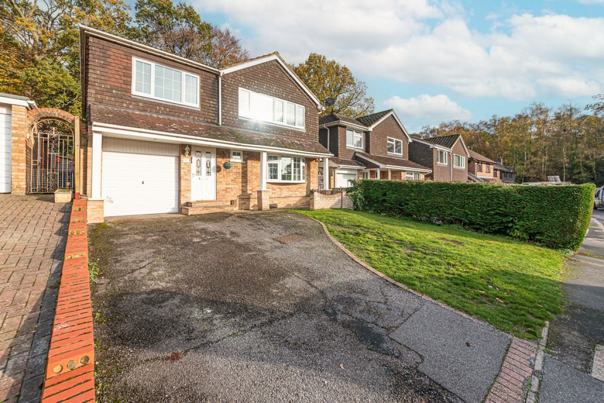 Trenton Close, Frimley,