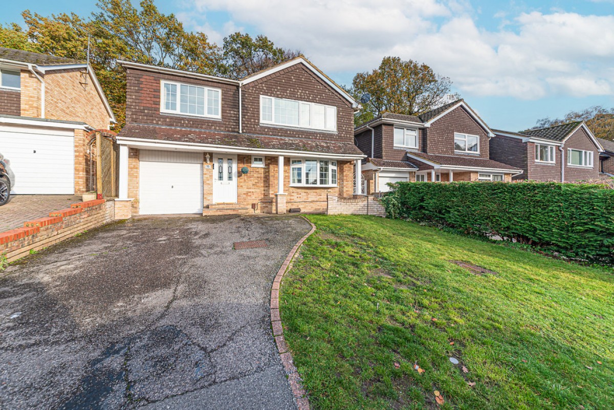 Trenton Close, Frimley,