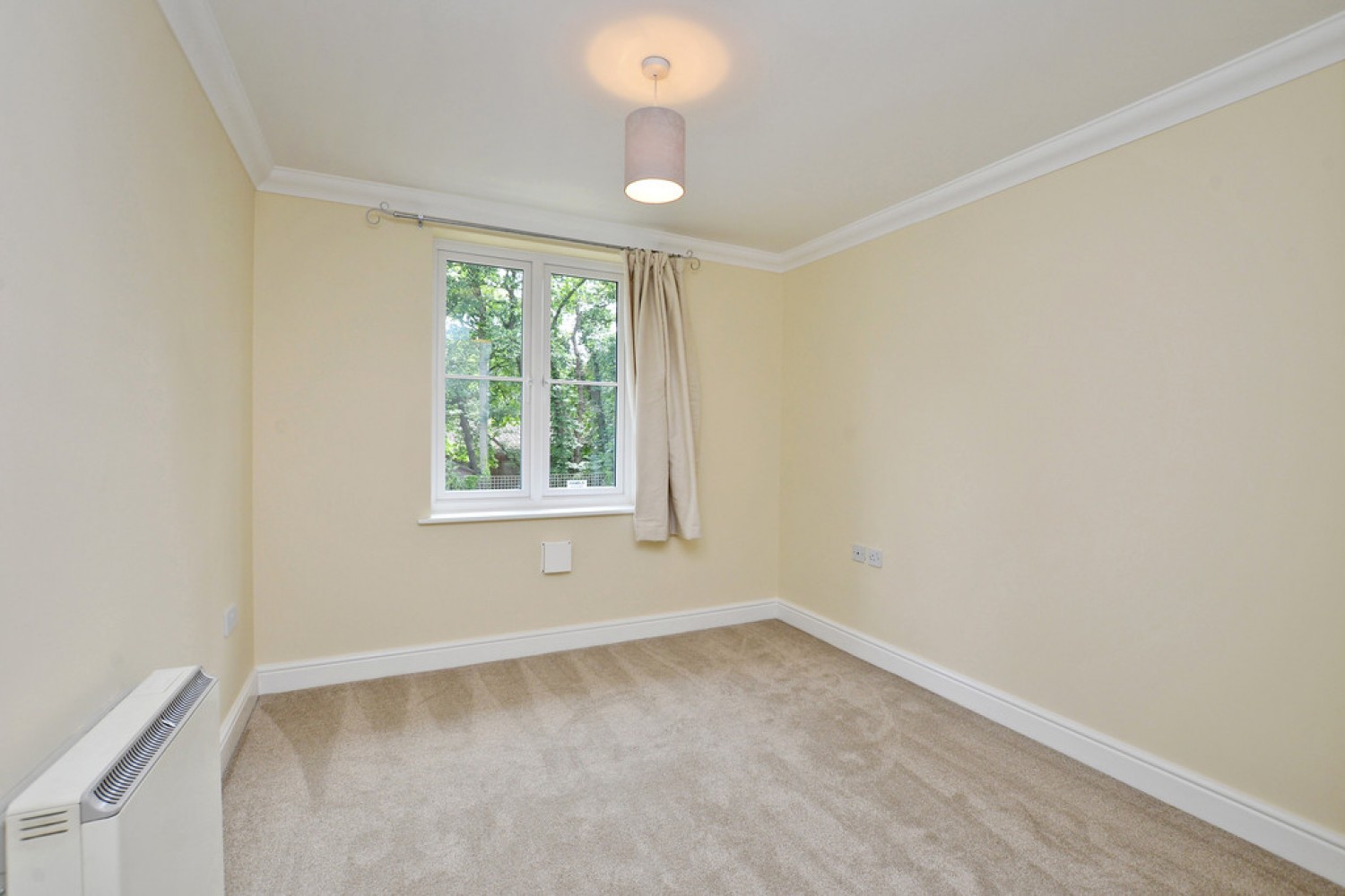 Woodmill Court, London Road