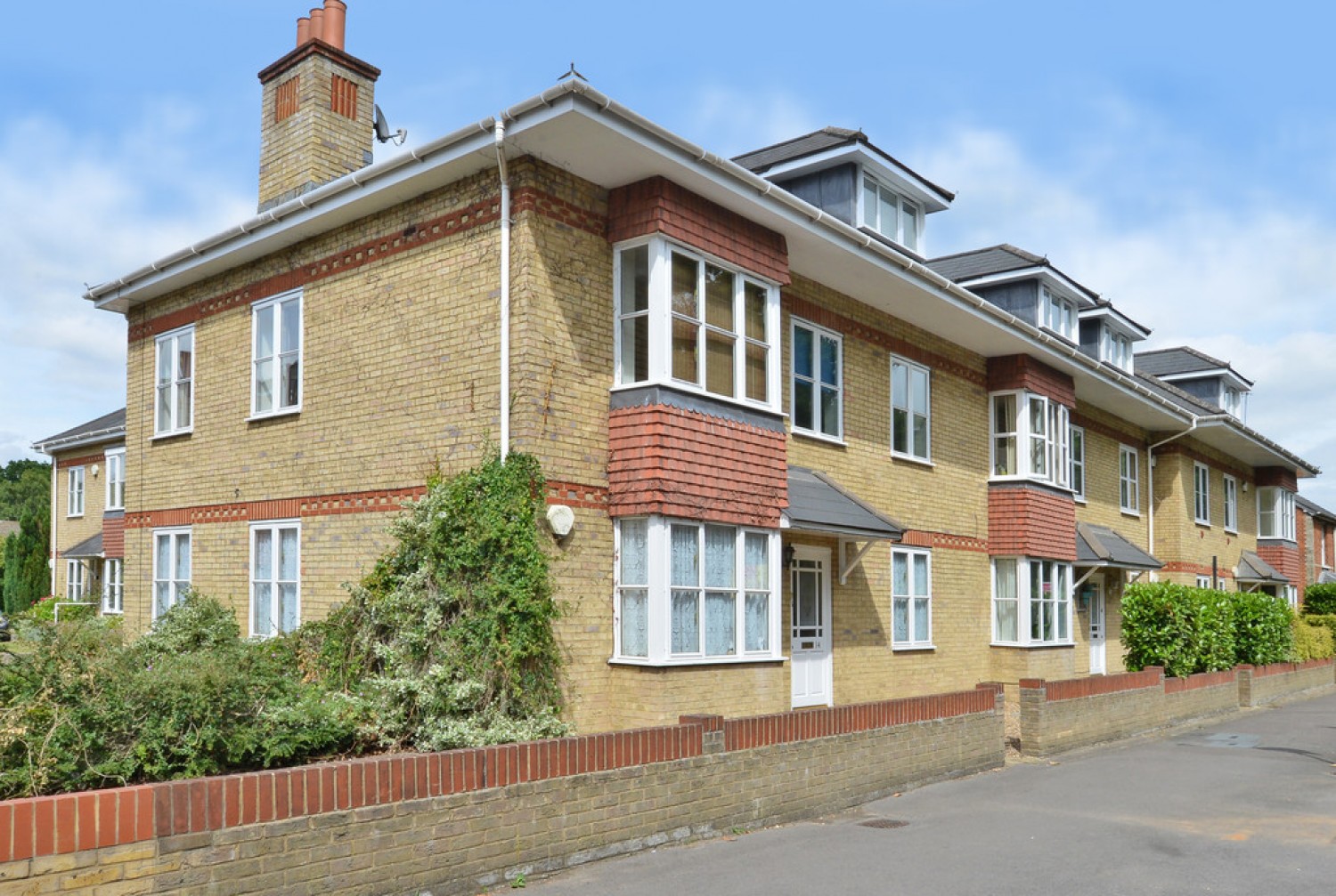 Woodmill Court, London Road