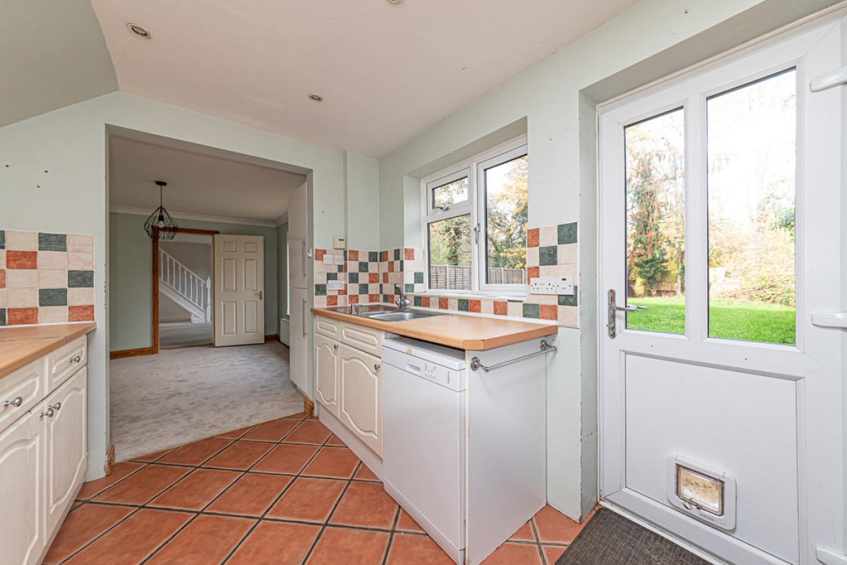 Winchester Way, Blackwater