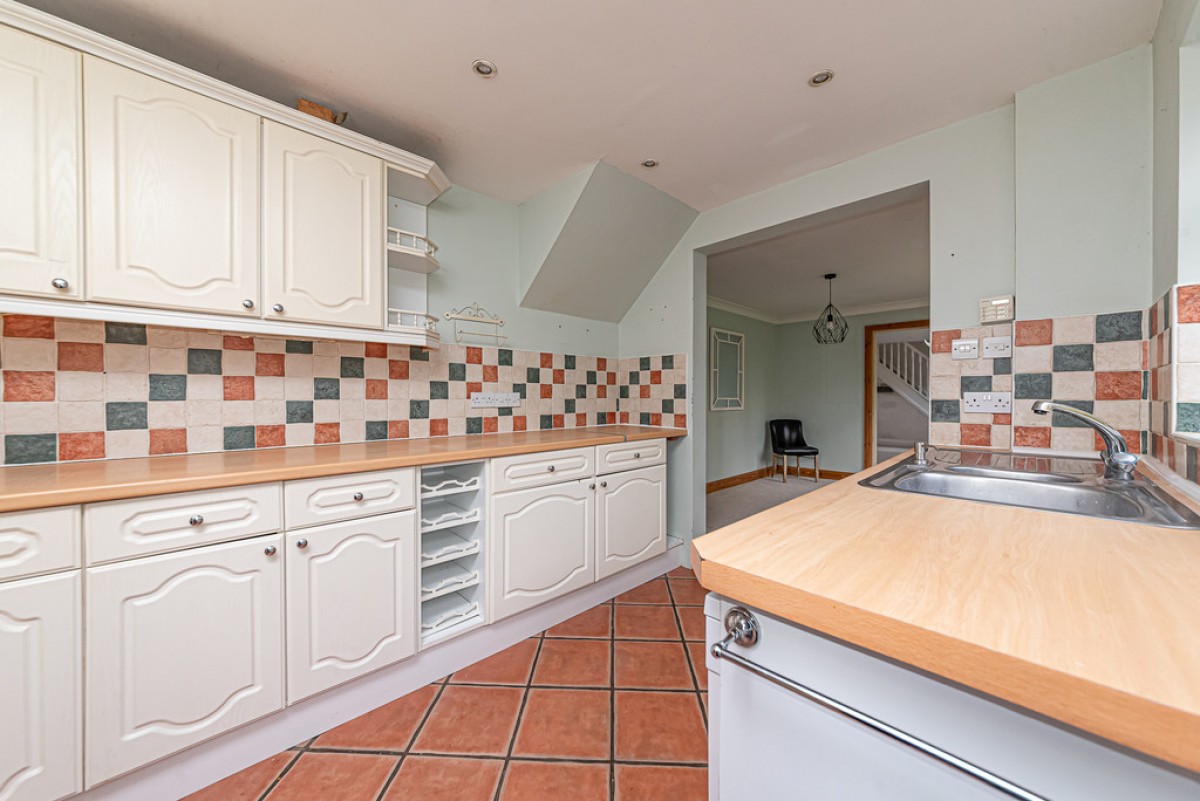 Winchester Way, Blackwater