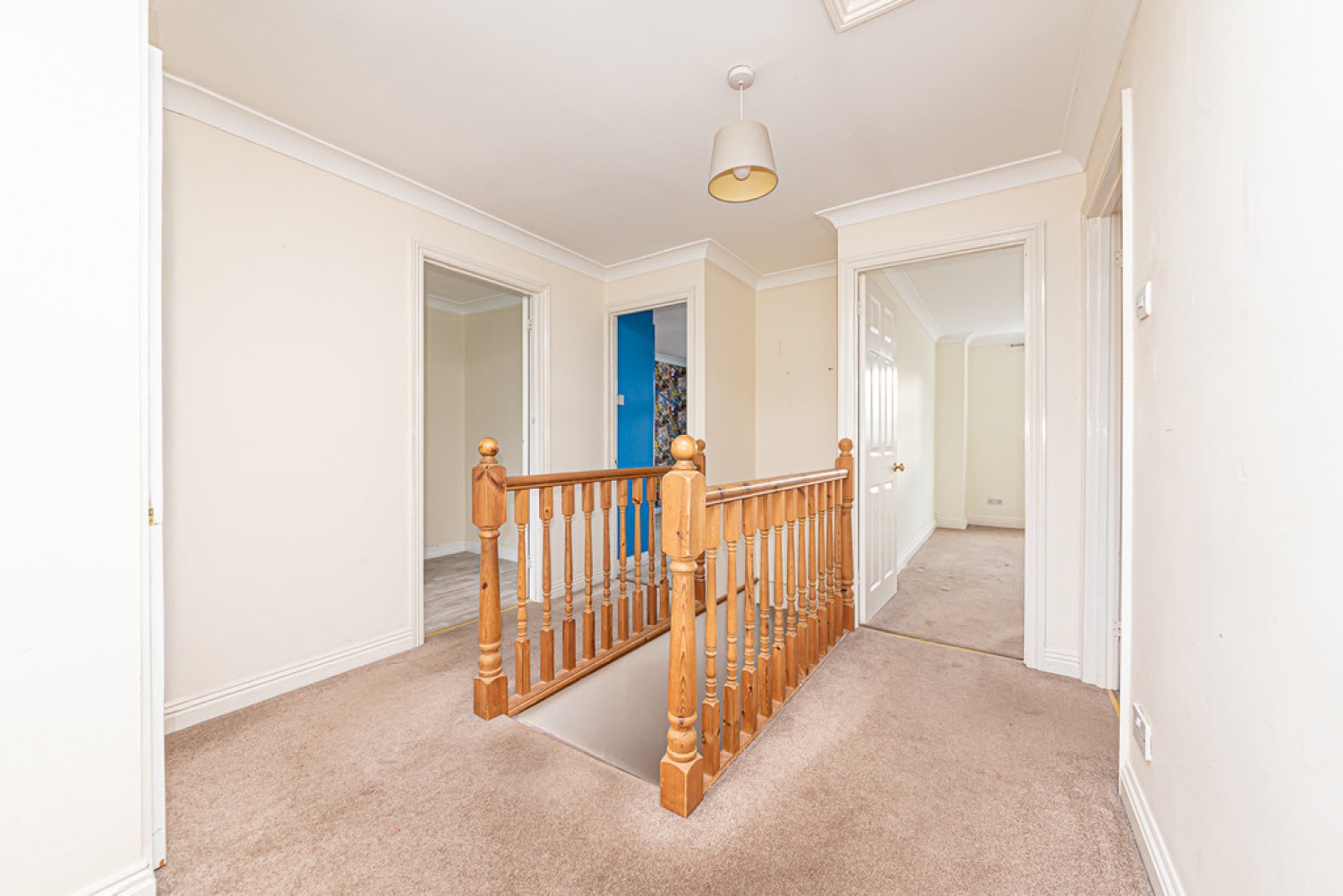 Winchester Way, Blackwater