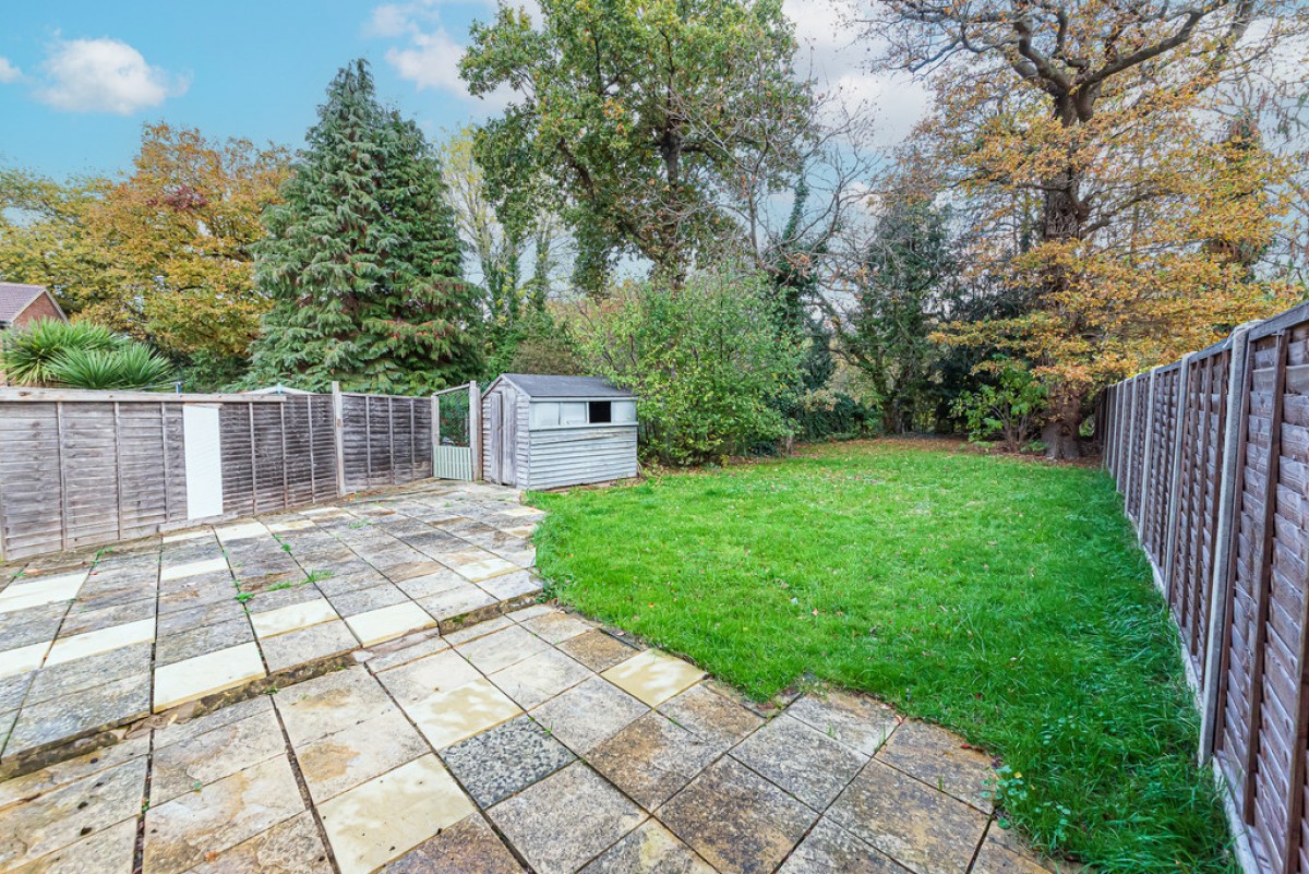 Winchester Way, Blackwater