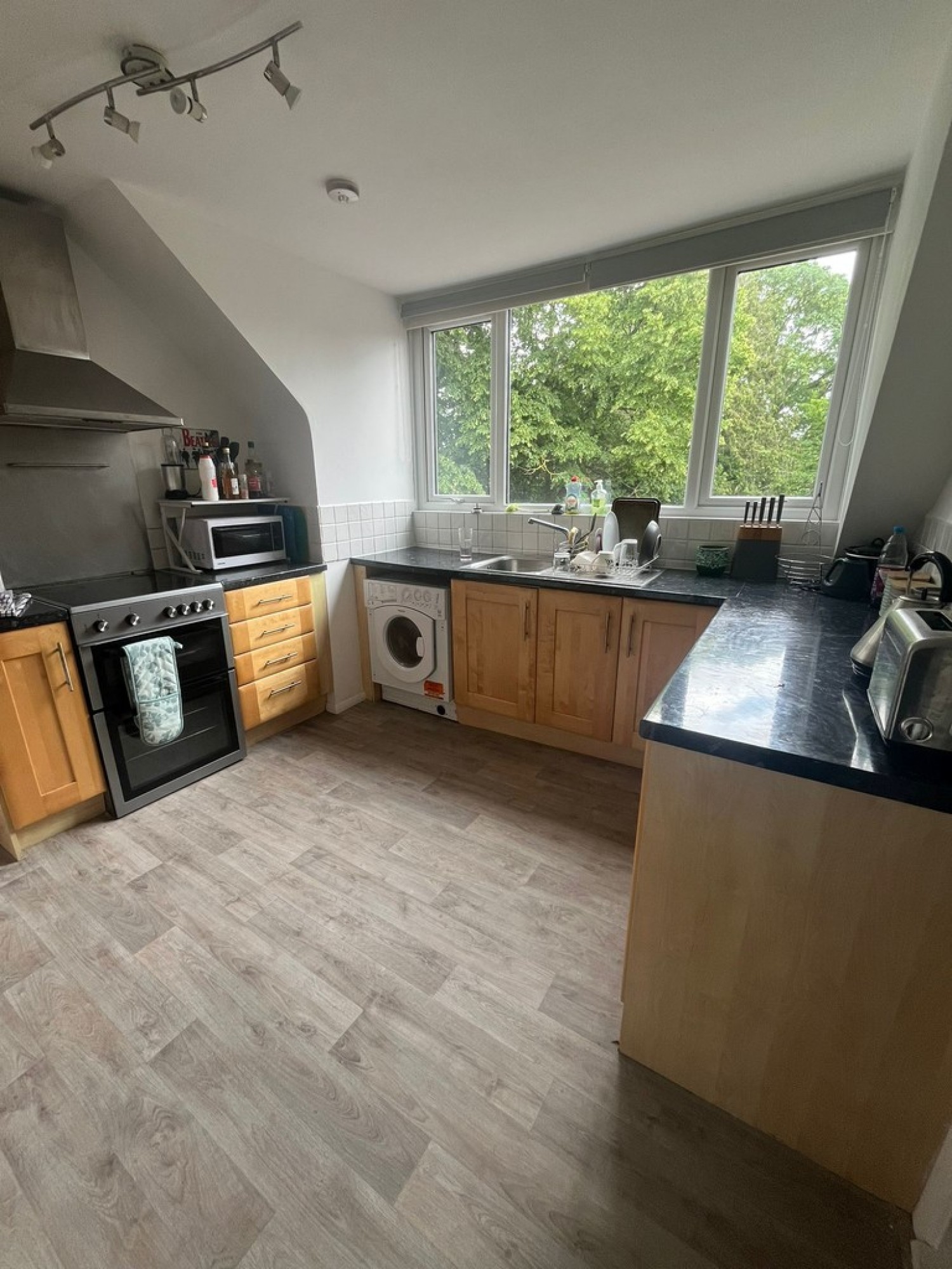 Heatherley Road, Camberley