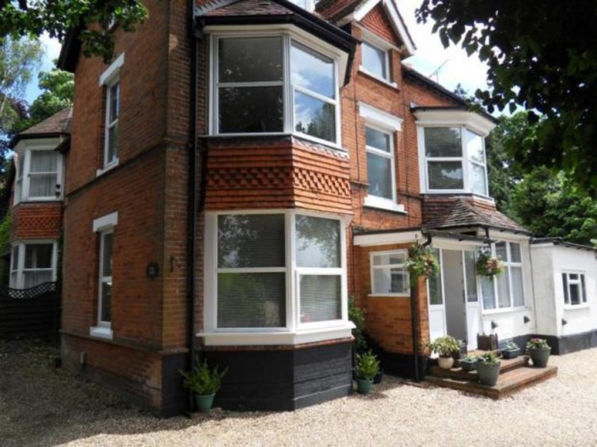 Heatherley Road, Camberley