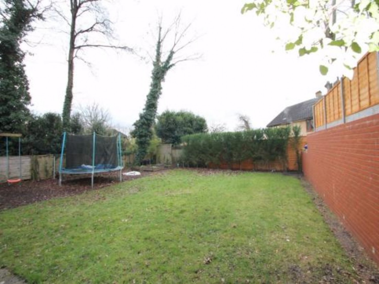 Heatherley Road, Camberley