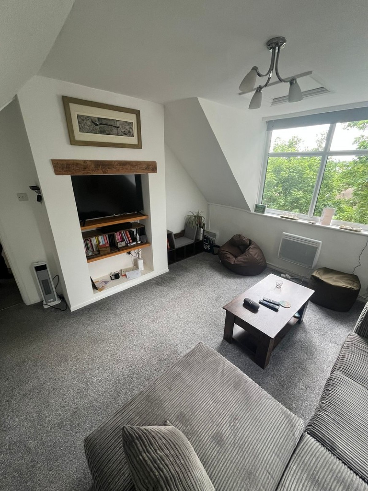Heatherley Road, Camberley