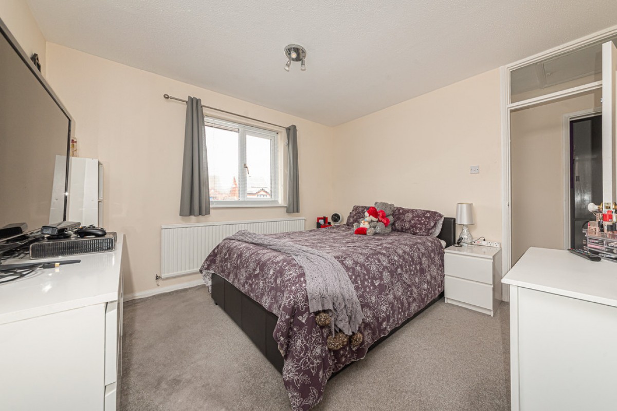 Horsham Road, Sandhurst