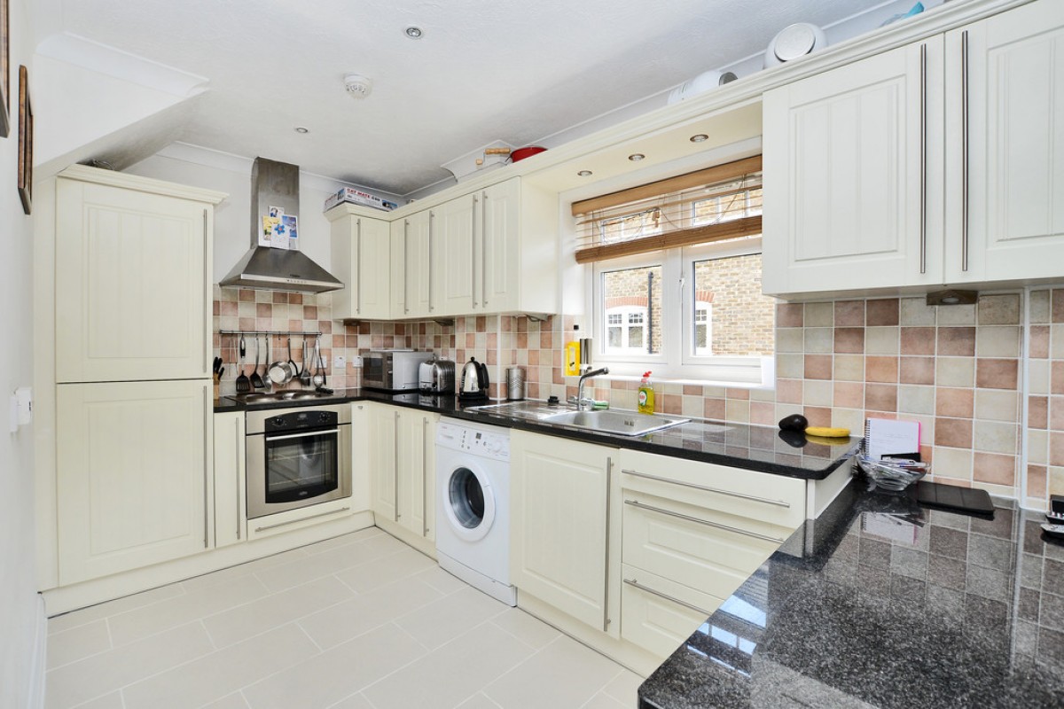 Kings Ride, Camberley