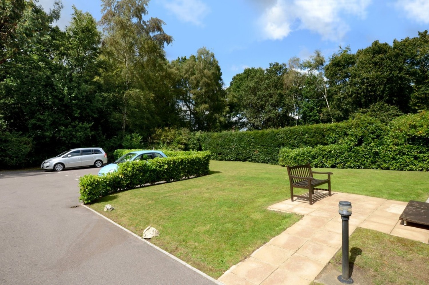 Kings Ride, Camberley