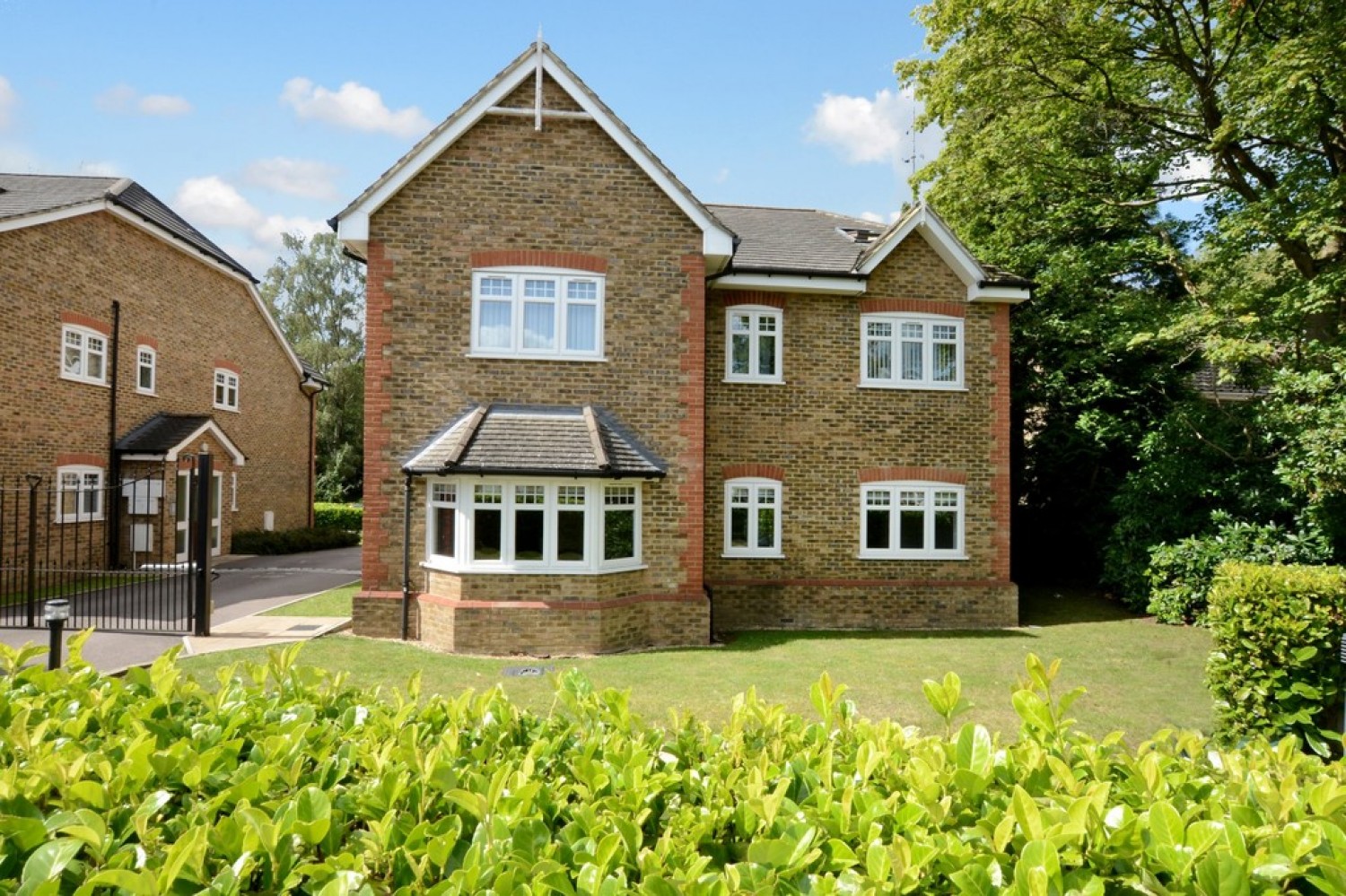Kings Ride, Camberley