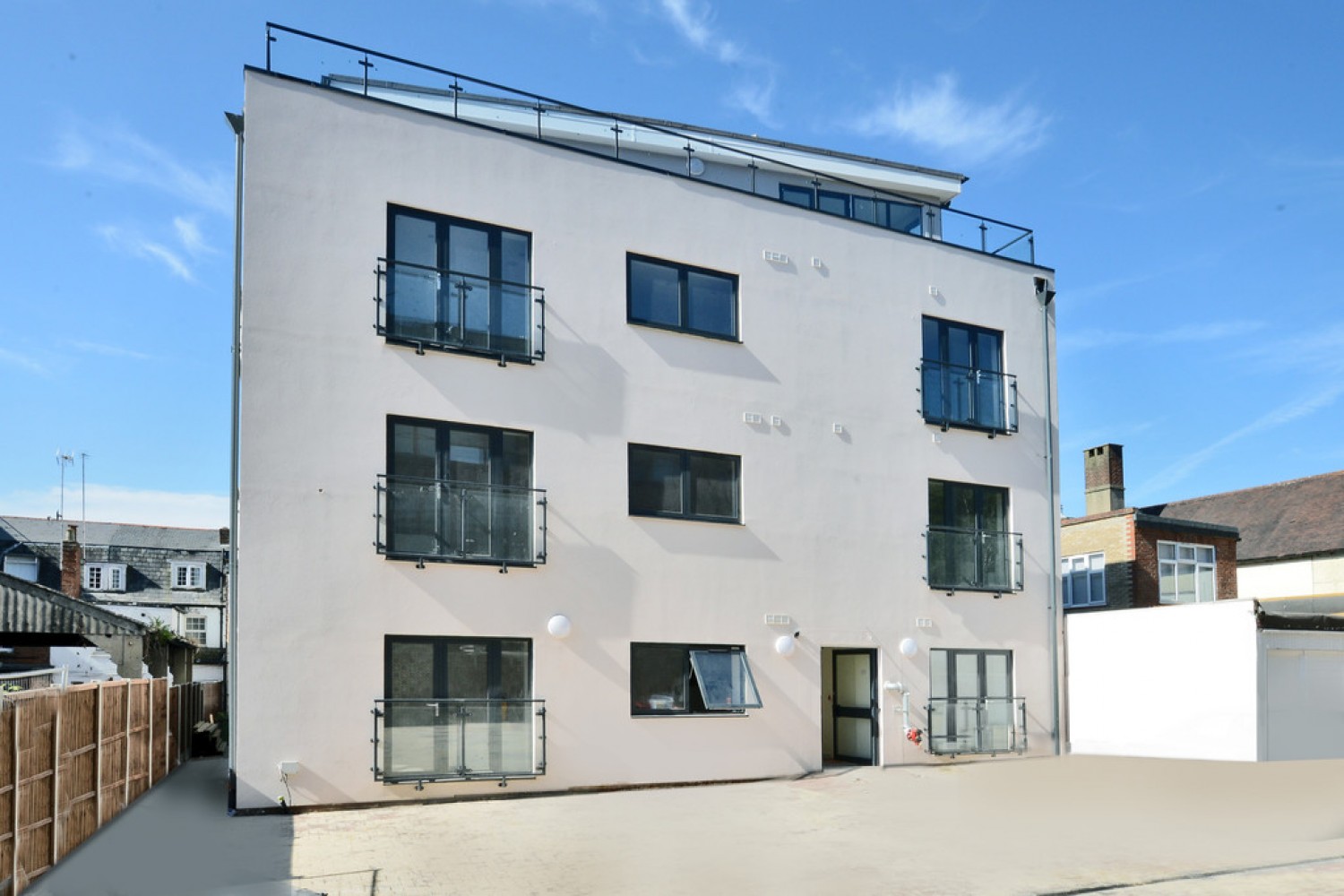 2 bedroom Flat for Letting High Street, Camberley