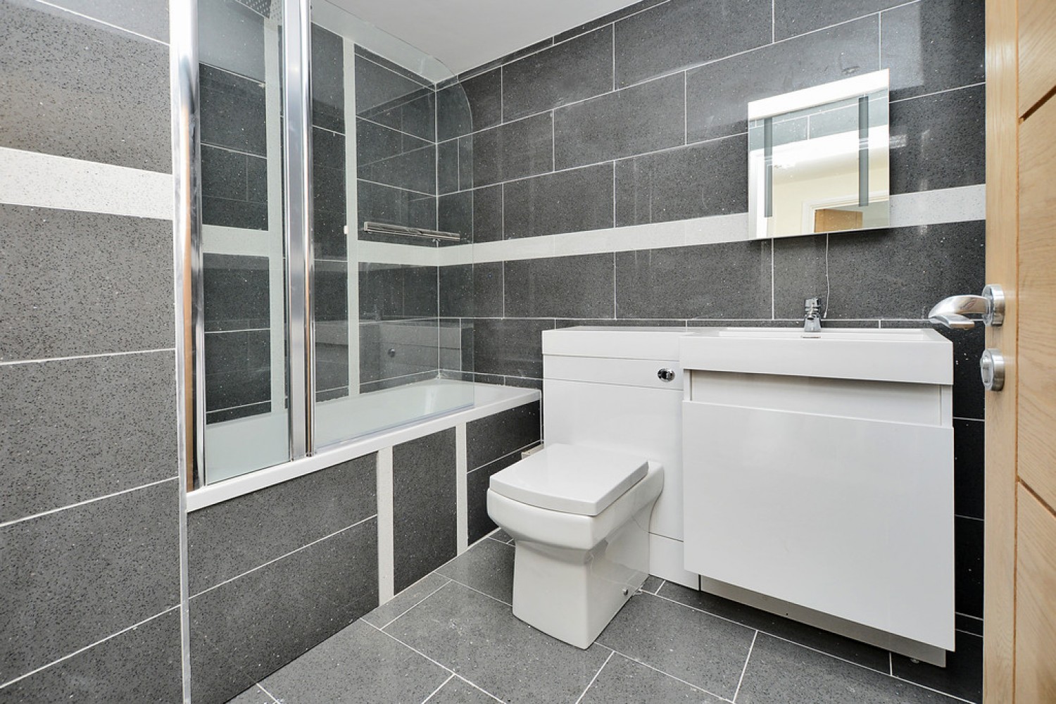 2 bedroom Flat for Letting High Street, Camberley