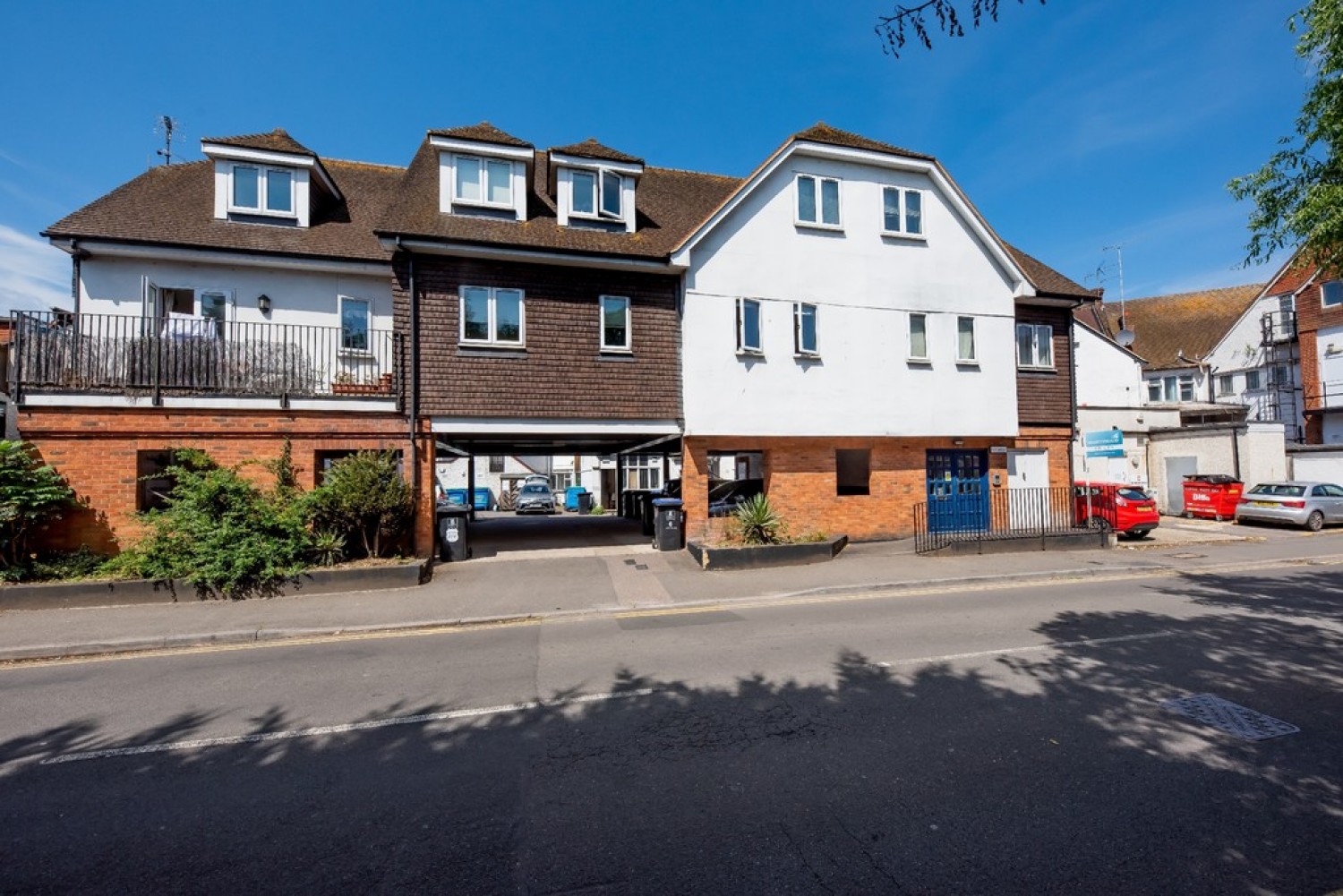 Pyrford Road, West Byfleet