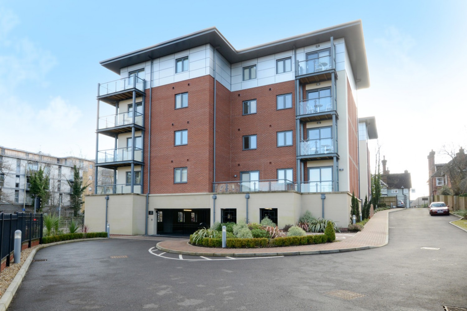 Equinox Place, Farnborough