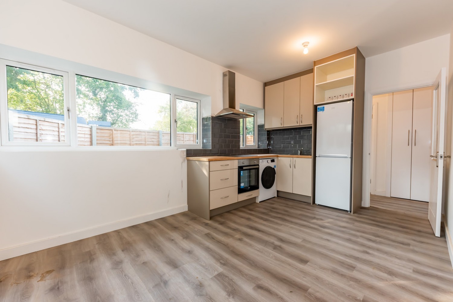 2 bedroom House for Letting Higher Park Farm