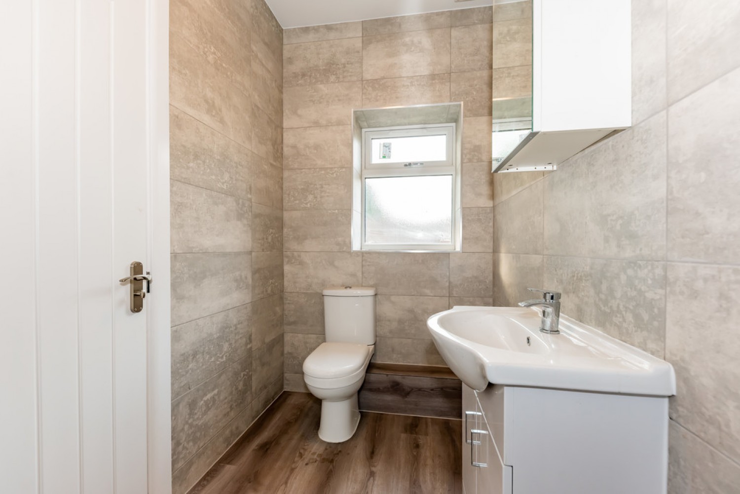 2 bedroom House for Letting Higher Park Farm