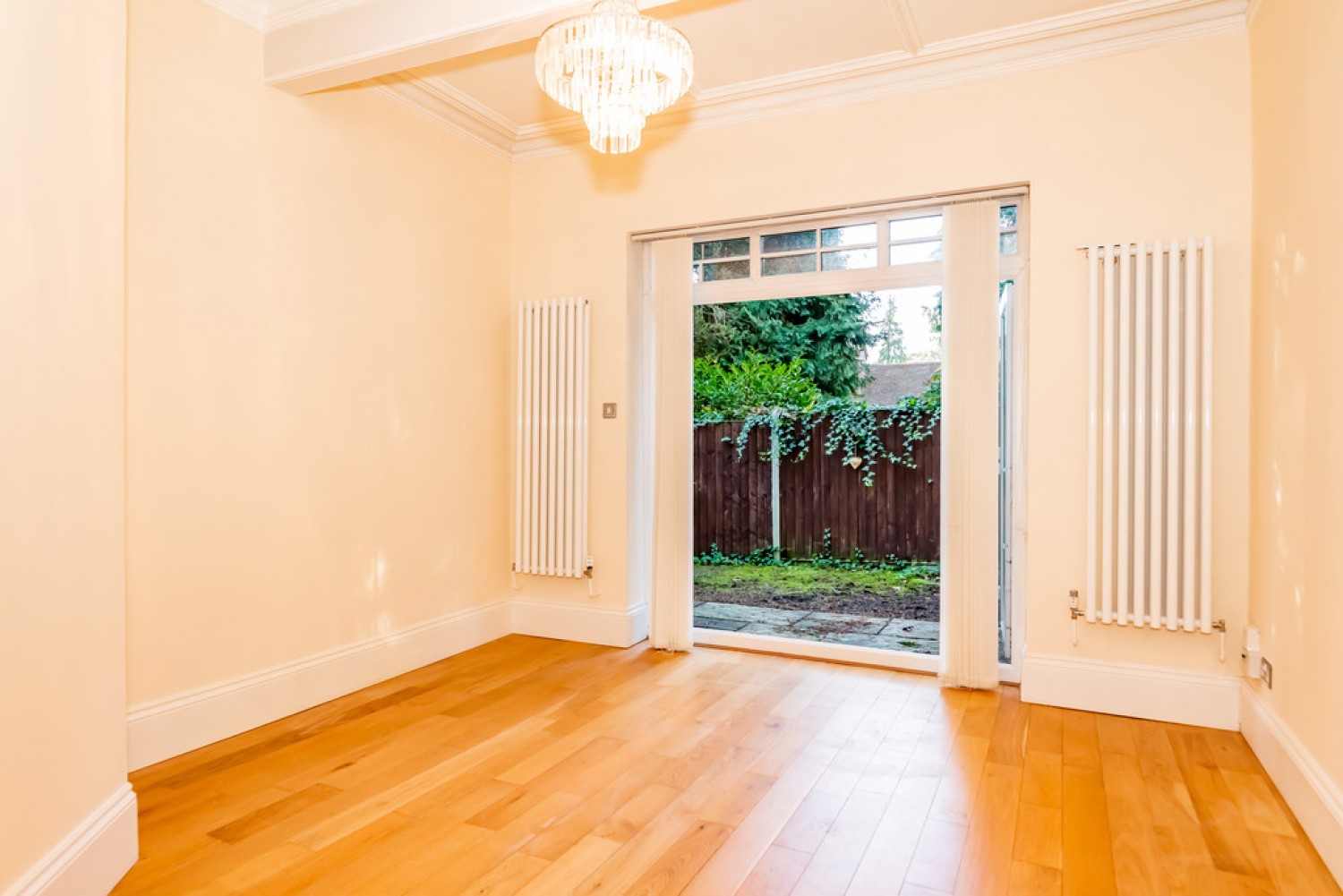 2 bedroom Flat for Letting Castle Road, Camberley