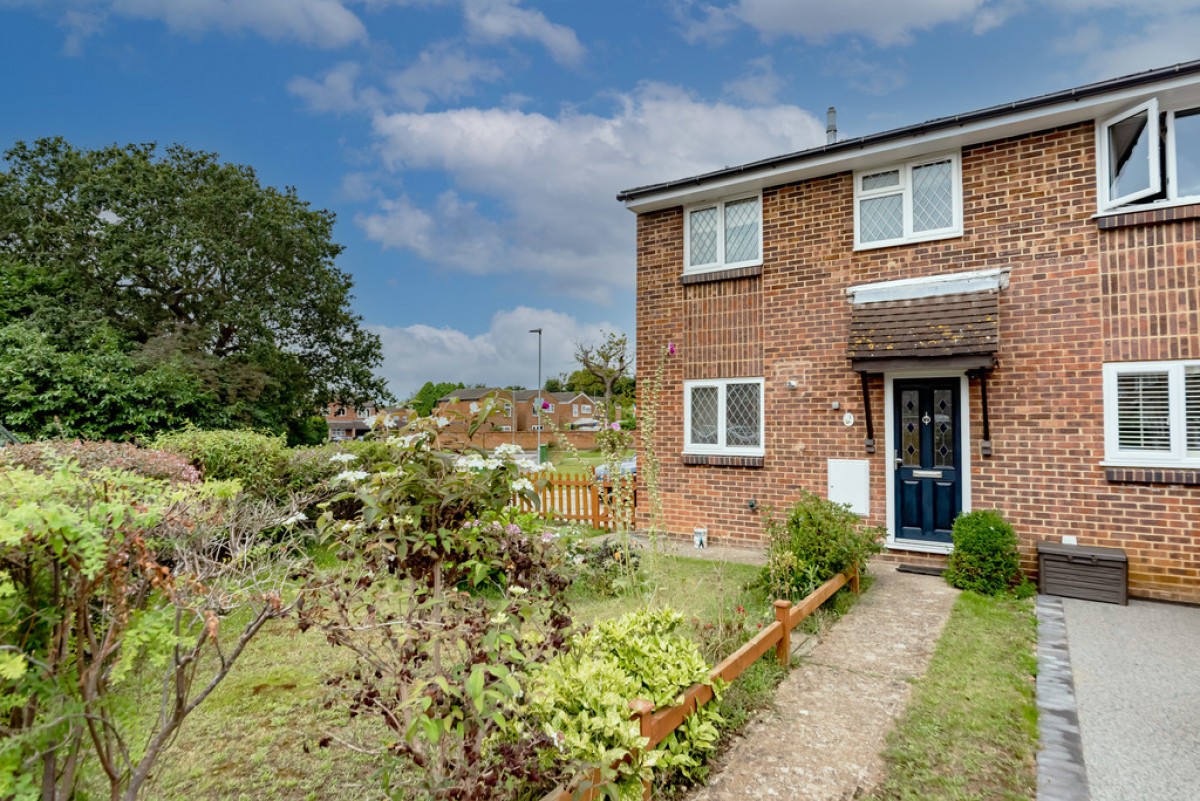 Crake Place, Sandhurst