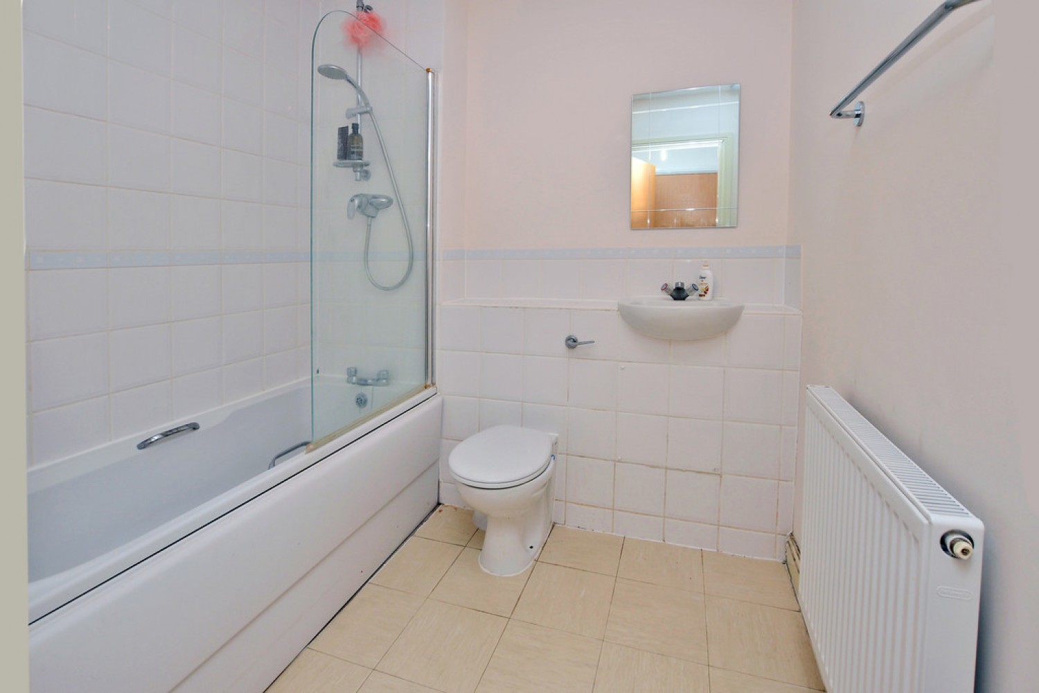 2 bedroom Flat for Letting Coombe Way, Farnborough