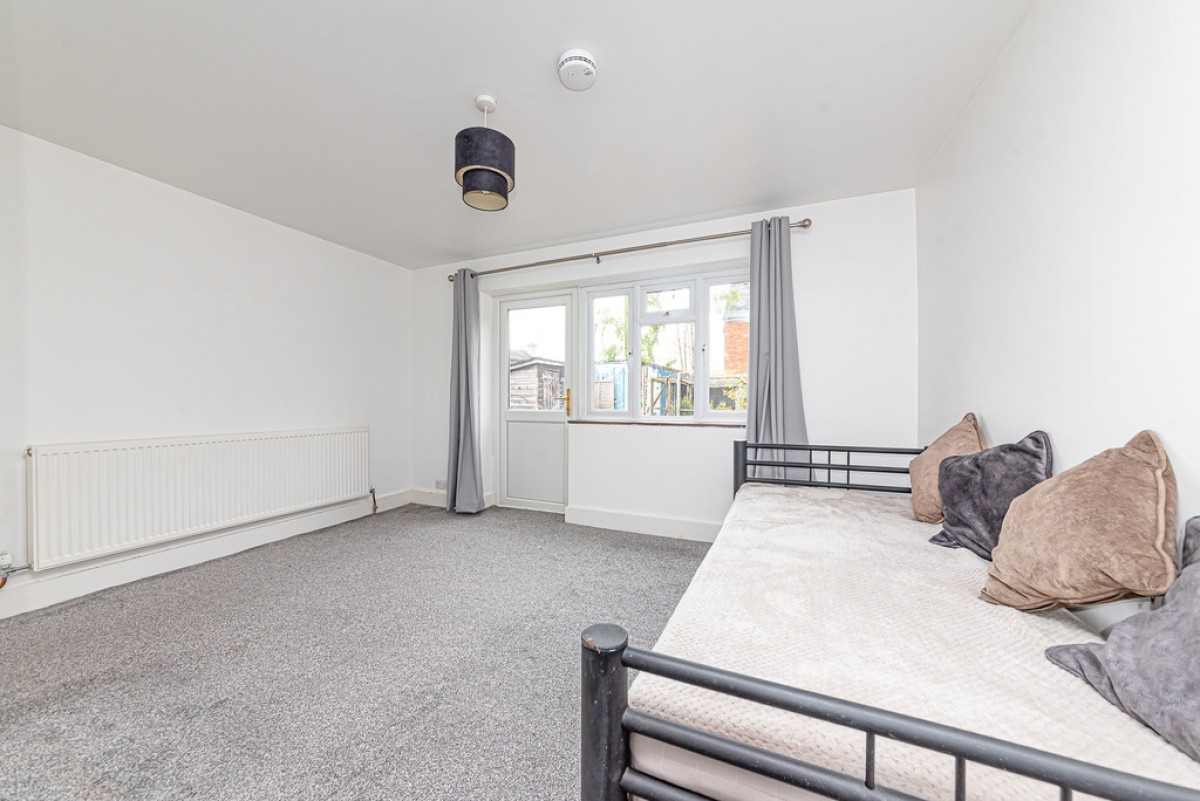 Vale Road, Camberley