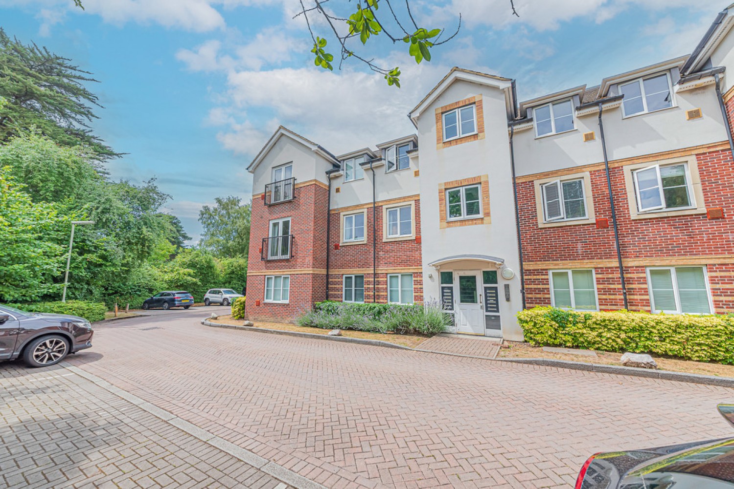 Kingswood Close, Camberley, Surrey