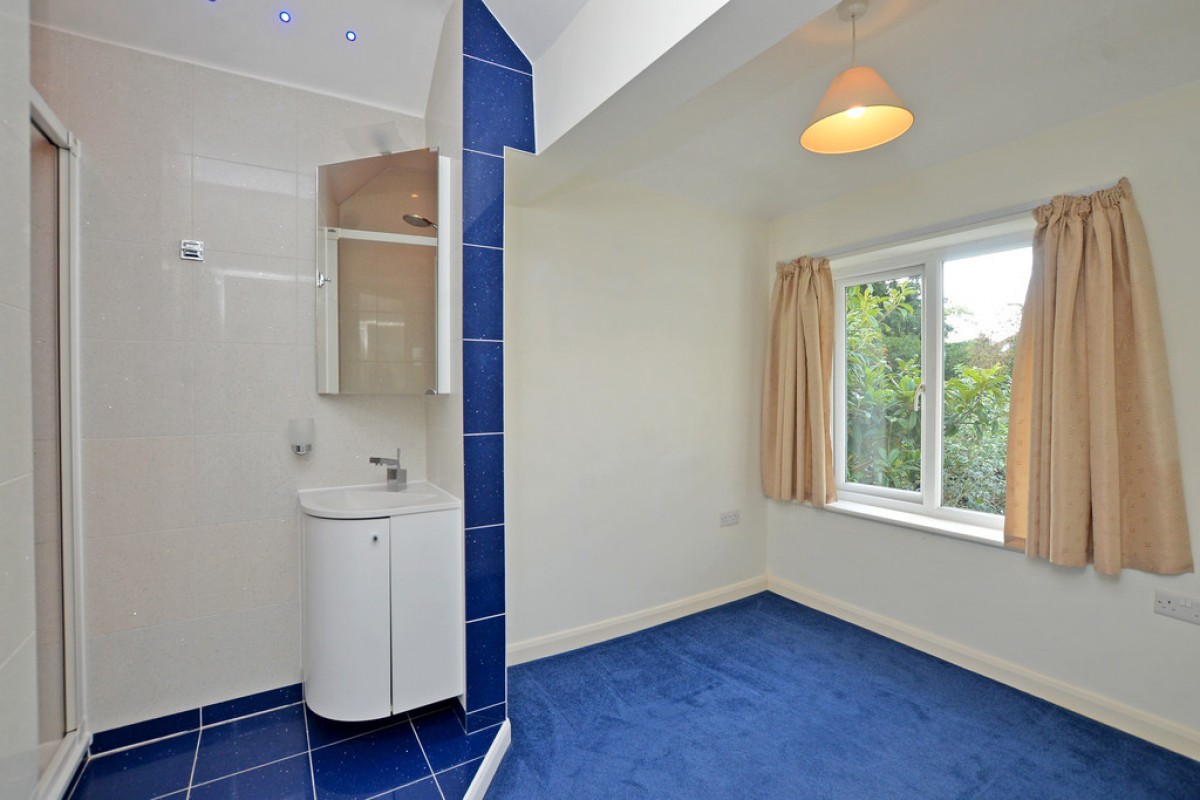 Southern Road, Camberley