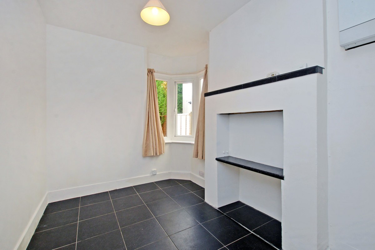 Southern Road, Camberley