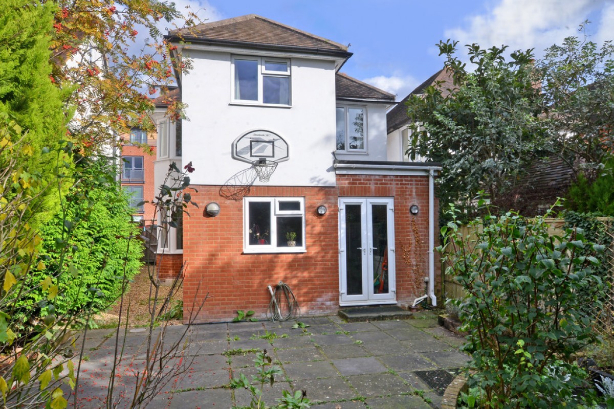 Southern Road, Camberley