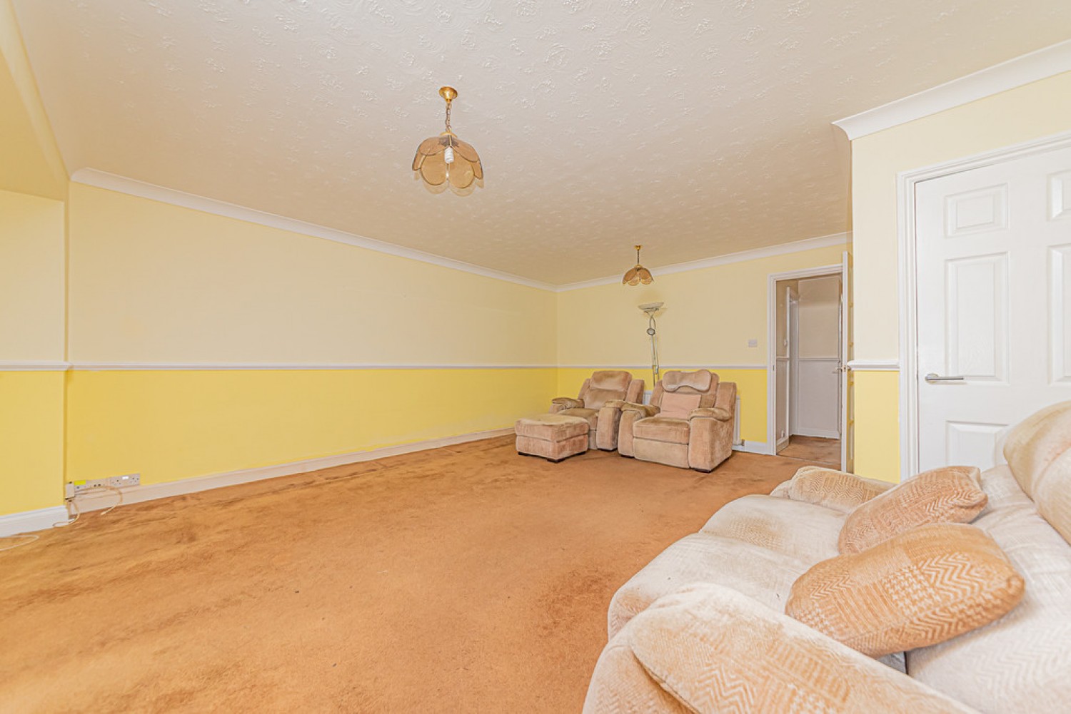 Inglewood Avenue, Camberley