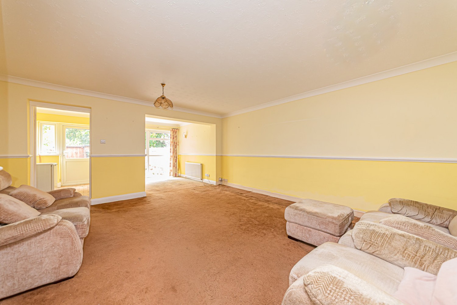 Inglewood Avenue, Camberley