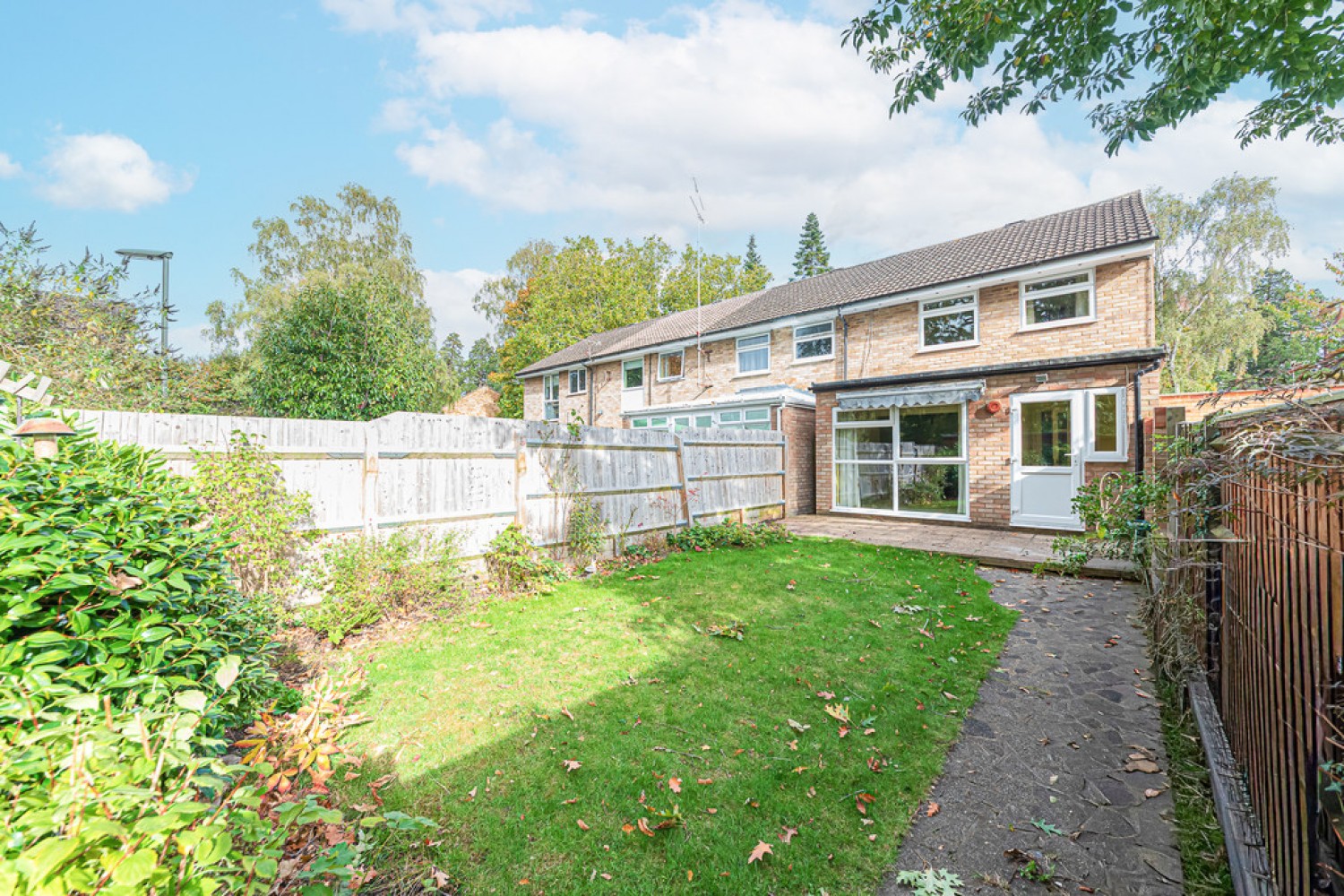 Inglewood Avenue, Camberley