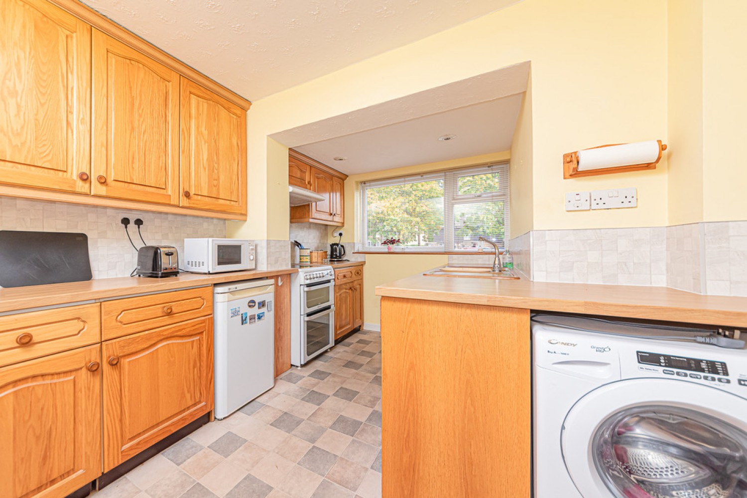 Inglewood Avenue, Camberley
