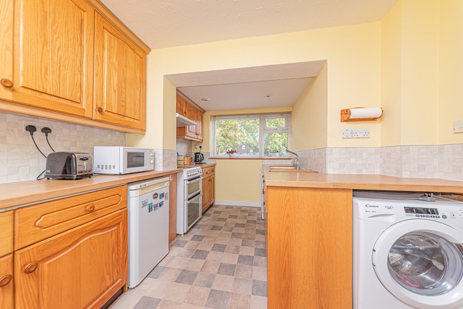 Inglewood Avenue, Camberley