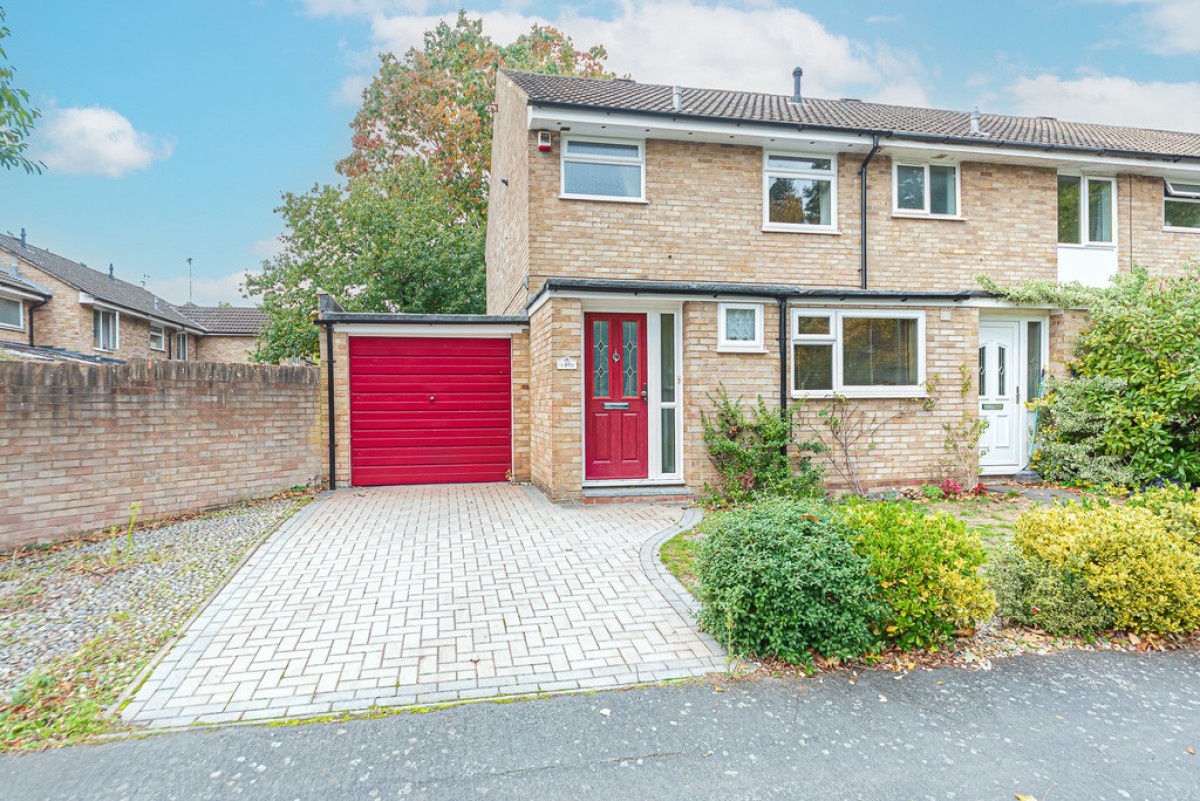 Inglewood Avenue, Camberley