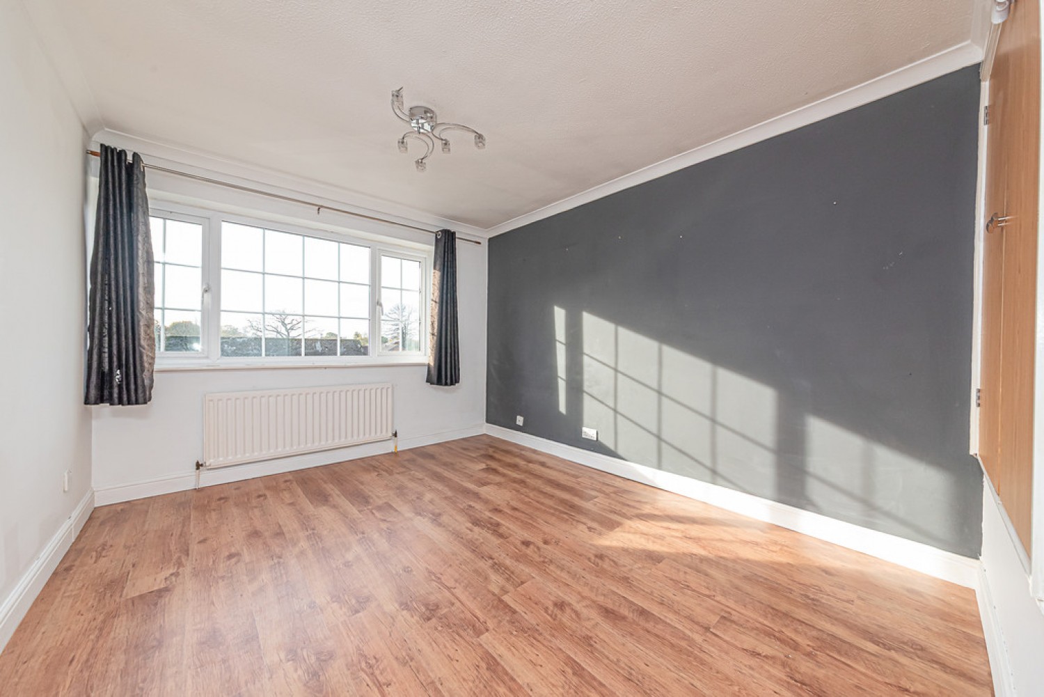 5 bedroom House in Trenton Close, Frimley