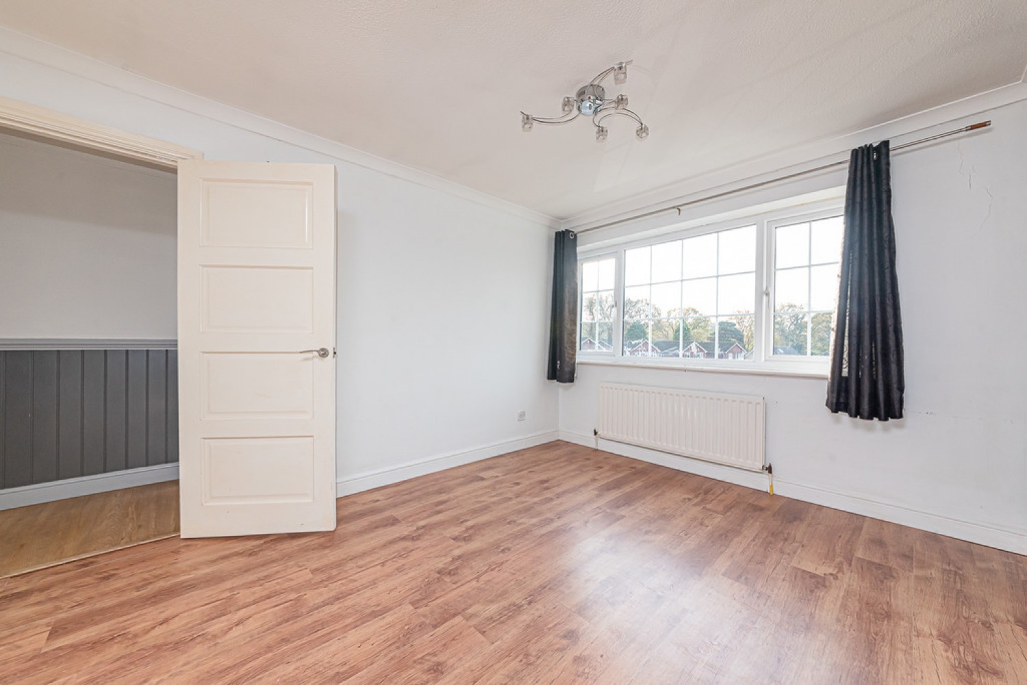 5 bedroom House in Trenton Close, Frimley