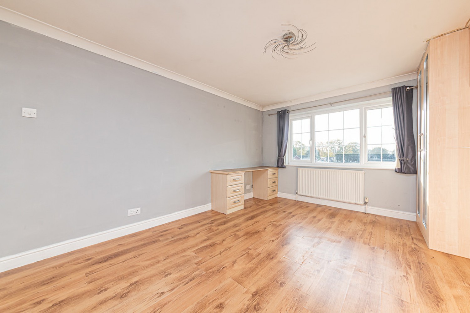 5 bedroom House in Trenton Close, Frimley